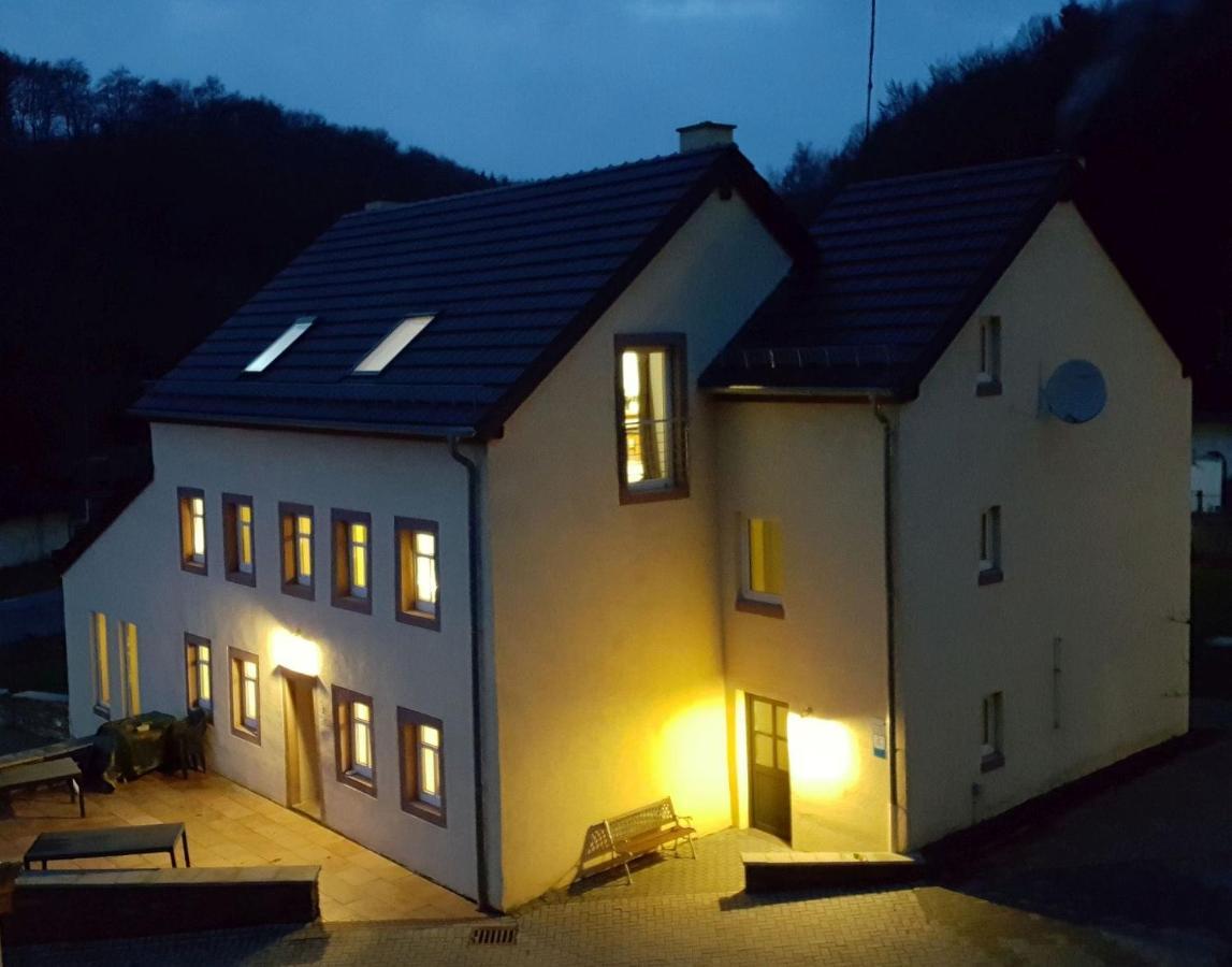 Suedeifel Ferienhaeuser Christian Faust Zweifelscheid Exterior foto